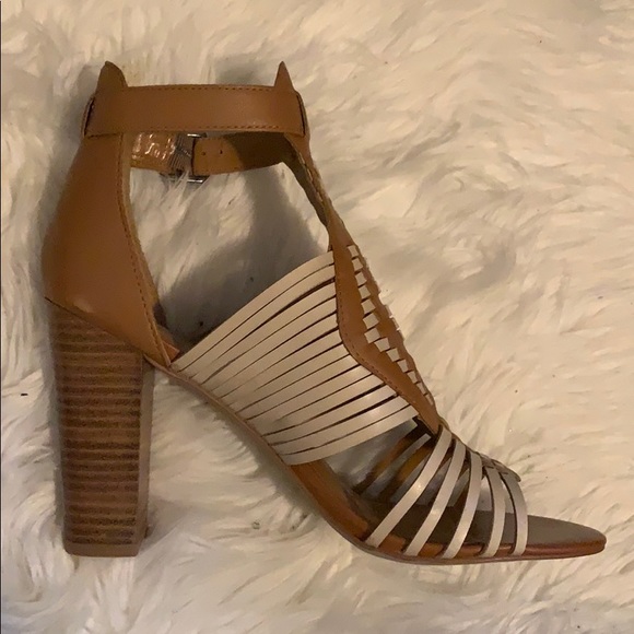 NWT Dolce Vita Leather Sandals - Picture 2 of 7